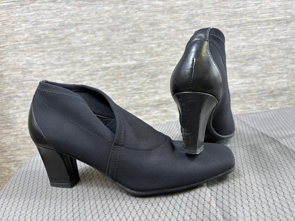 Donald J Pliner Shoes Womens Size 6.5M Black Stretch Leather Block Heel Pumps